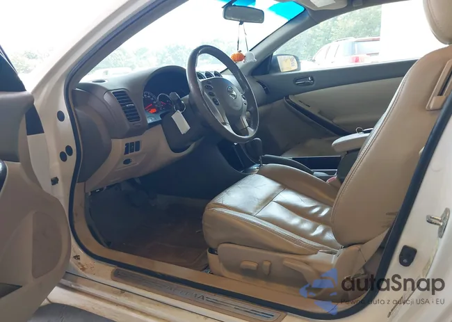 1N4AL2EP1BC130051: 42594040