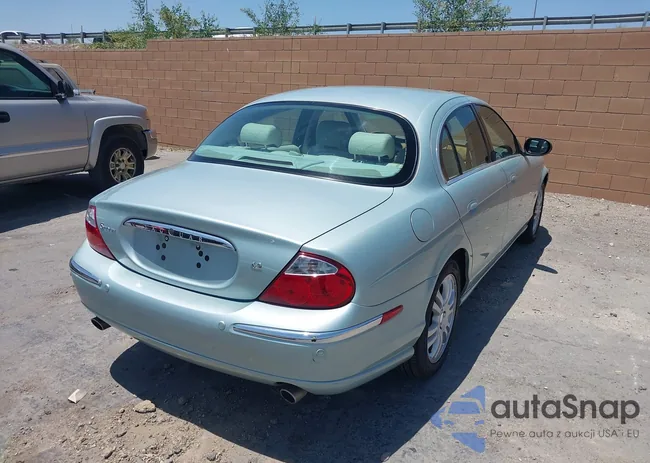 SAJEA01U74HN07510: 42594159