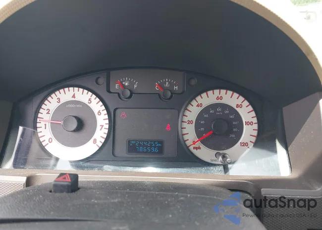 4F2CZ02Z48KM26028: 42594250