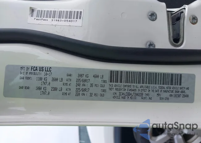 3C4NJDBB4JT206239: 42595455