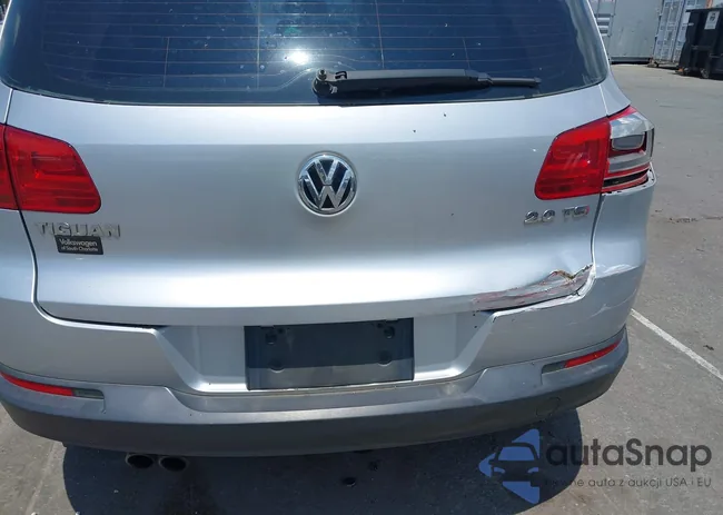 WVGAV3AX3DW605826: 42595468