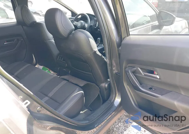 7MMVABAM3RN235783: 42595481