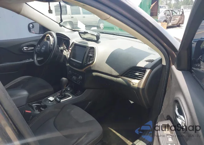 1C4PJMCS5FW524637: 42595522