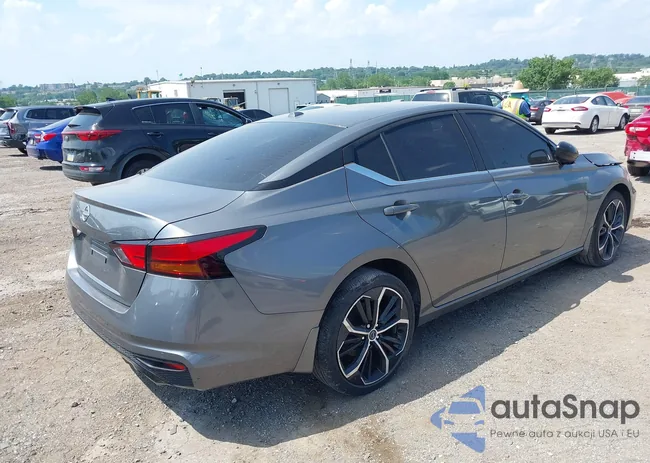 1N4BL4CV8RN320204: 42595696