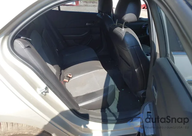 1G11D5SL3FF227310: 42595787