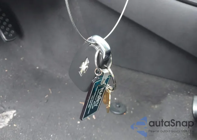 1G1ZB5ST4JF139240: 42595800