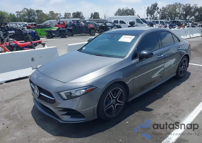 WDD3G4EB5KW001936: 42595906