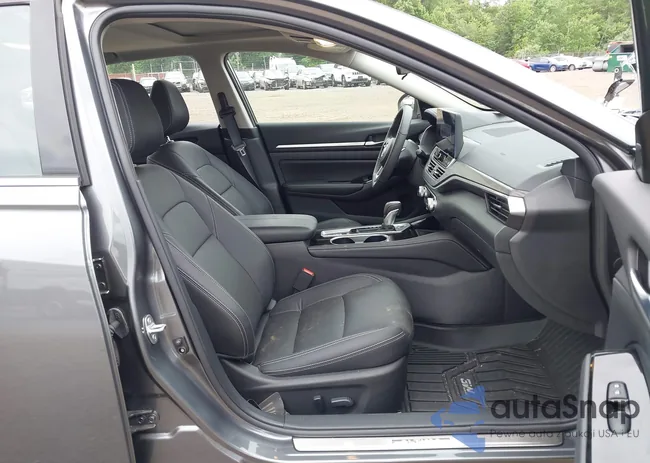 1N4BL4EW3RN437467: 42595998