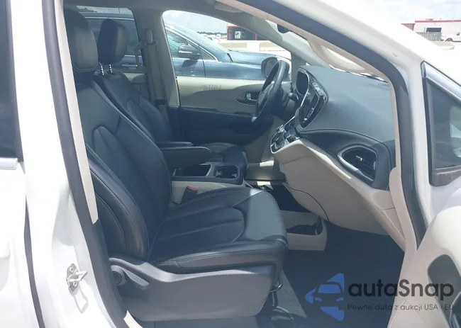 2C4RC1L71PR622474: 42595061