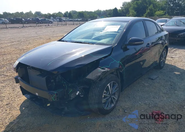 3KPF24AD5PE581655: 42595159