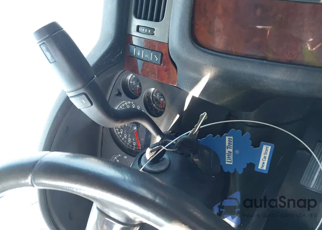 1GNUKBE08AR275555: 42596532