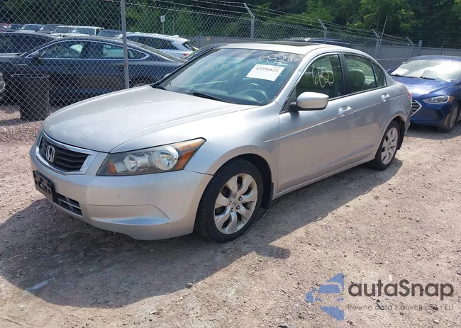 1HGCP268X8A095403: 42596825