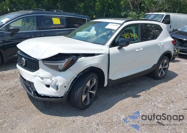 YV4L12UC9S2582694: 42596916