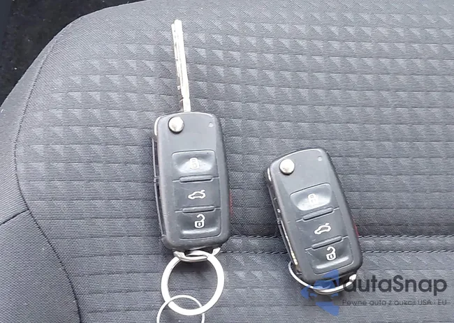 3VW2K7AJXFM339645: 42596956