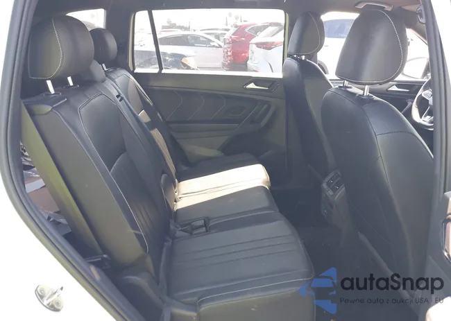 3VVCB7AX0NM124609: 42596135