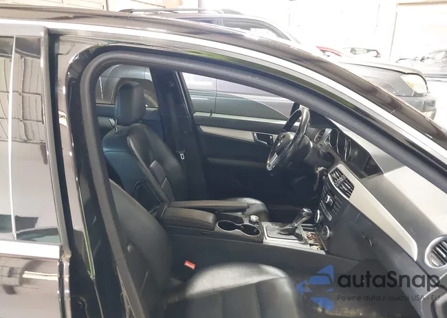 WDDGF4HB7ER312397: 42596265