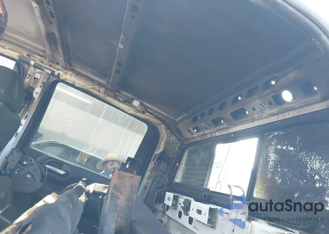 1GC1YNEY6PF228603: 42596321