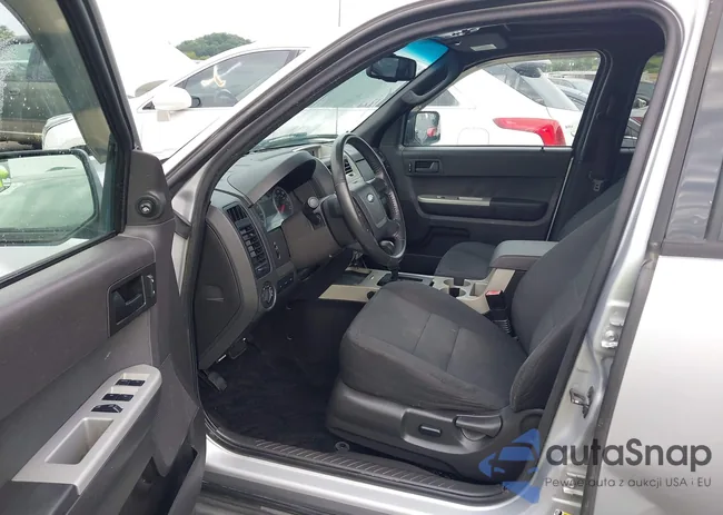 1FMCU9D76BKA90433: 42597439