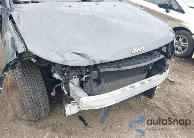 3C4NJDBB9KT714160: 42597443