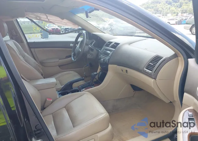 1HGCM66546A063727: 42597513