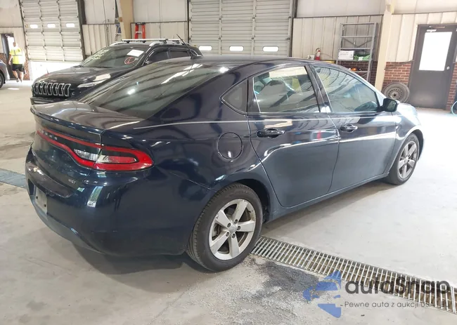 1C3CDFBB2GD764068: 42597583