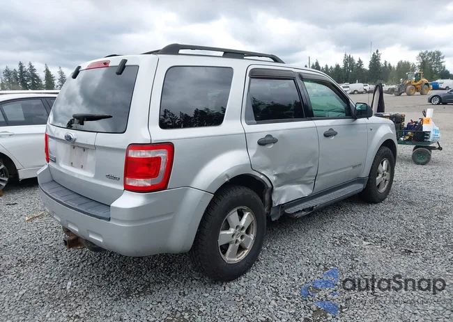 1FMCU93118KB07144: 42597705