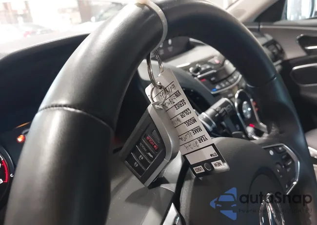 5J8TC2H33RL028726: 42597797