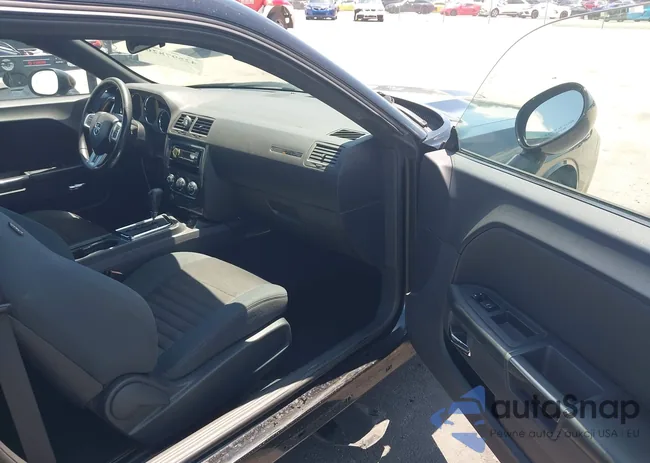 2C3CDYAG2CH181070: 42597826