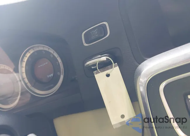 YN1612FS6D1223536: 42597858