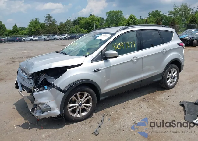 1FMCU0GD9JUC87435: 42597874