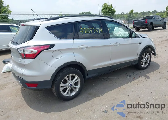 1FMCU0GD9JUC87435: 42597874