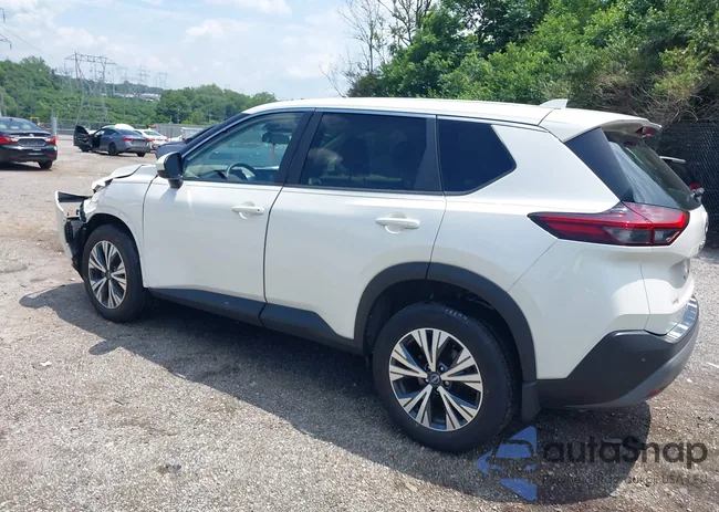 JN8BT3BBXPW476879: 42597180