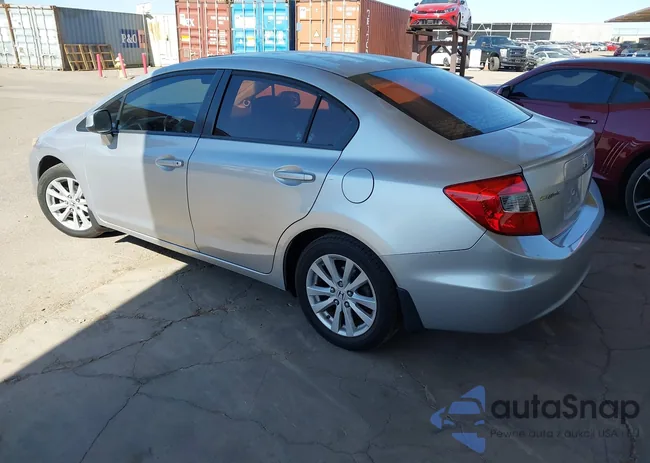 2HGFB2F9XCH526174: 42597217