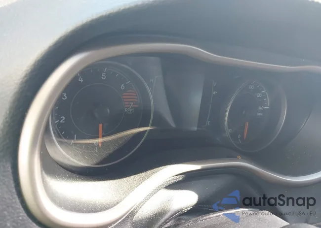 1C4PJLAB0GW272956: 42598528