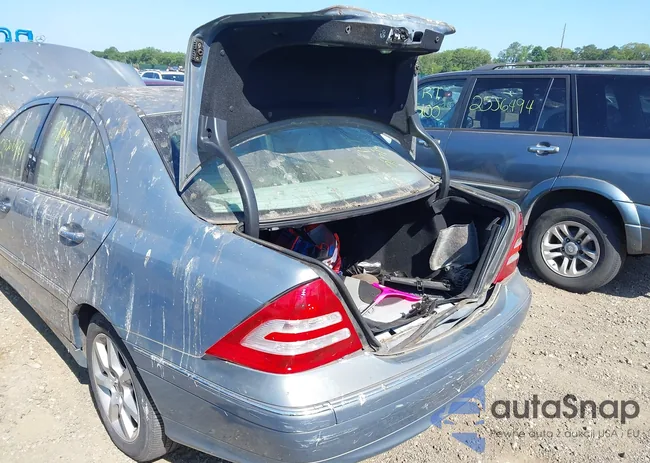 WDBRF92H77F894422: 42598536