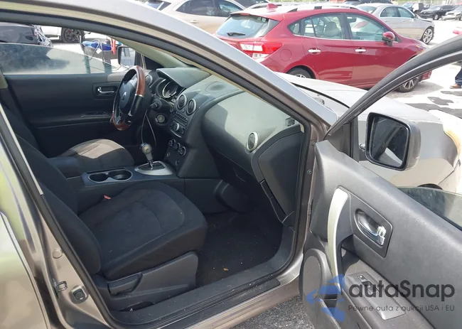 JN8AS5MT7BW564930: 42598648