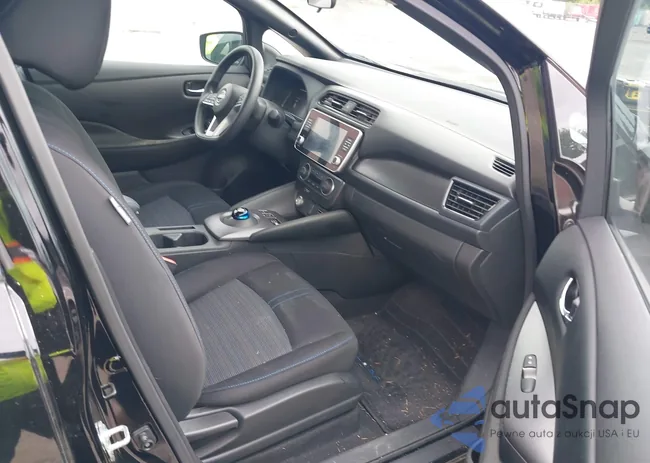 1N4AZ1BV2RC555588: 42598686