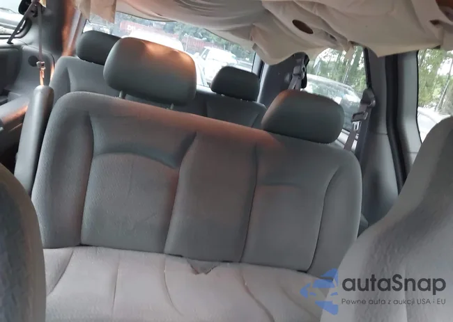 1D4GP24R54B570992: 42598915