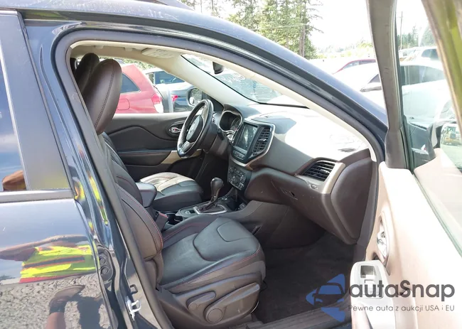 1C4PJMBS0HW629008: 42599022