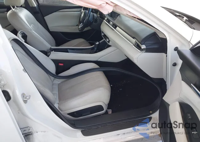 JM1GL1WY0J1331228: 42598251