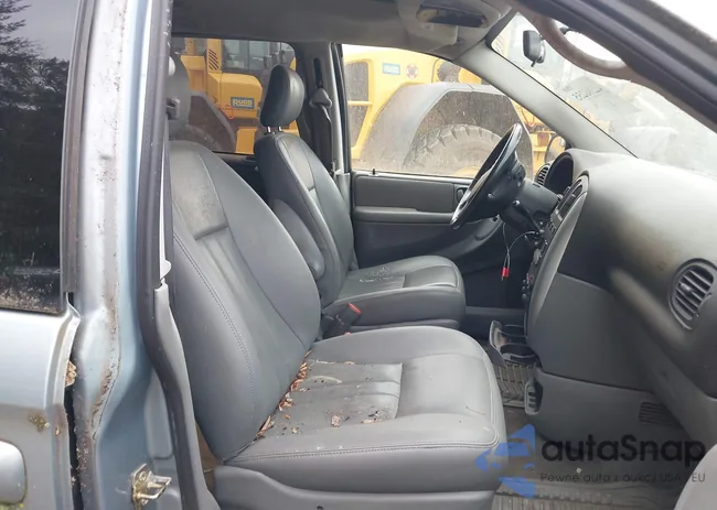 2A4GP5L06R657157: 42598255