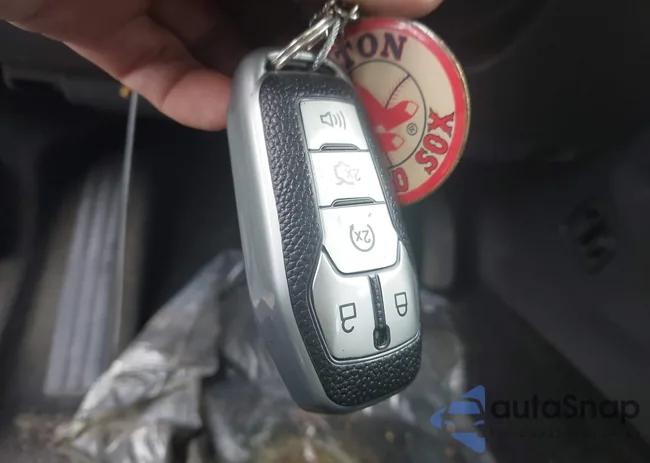 3FA6P0RU6DR315585: 42598359