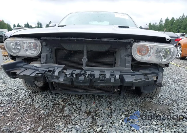 2C3CDYAGXDH569438: 42598425