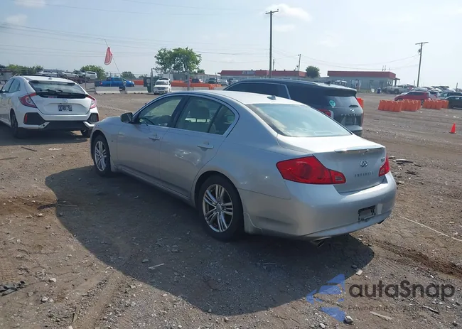 JN1CV6AP7FM501436: 42599467