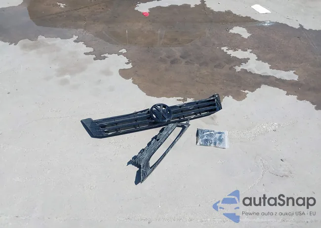 1VWBP7A3XEC011211: 42599472