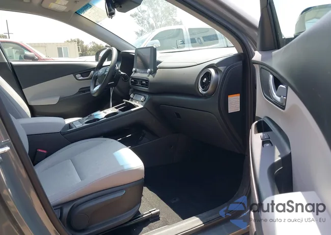 KM8K23AG6PU168966: 42599565