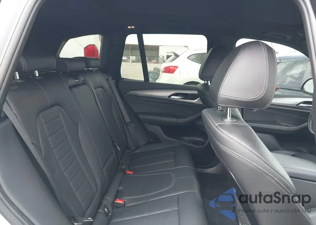 5UXTS3C59KLR72650: 42599598