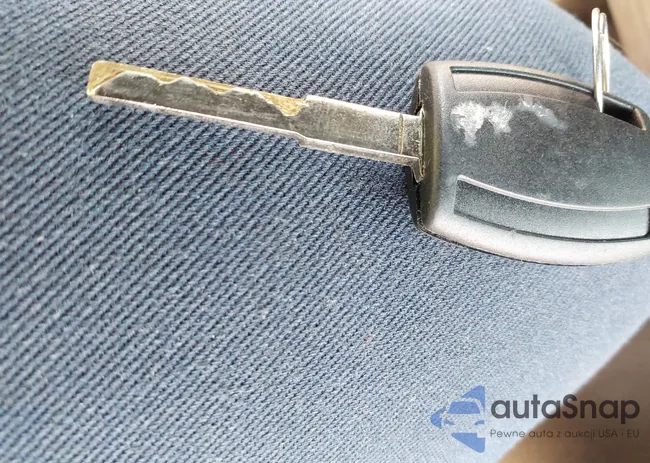 1FADP3E23HL279226: 42599690