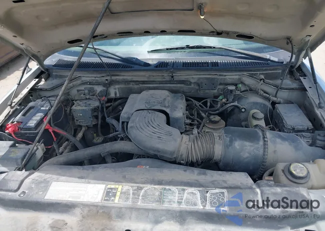 1FTRX07W33KB50982: 42599811