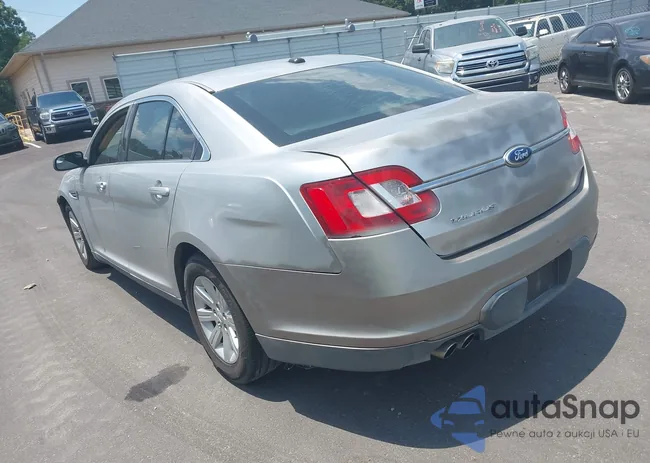 1FAHP2DW2CG105214: 42599815